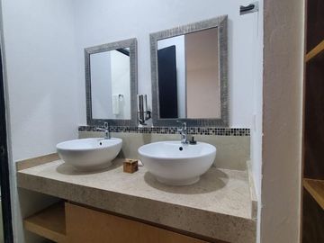 Departamento amueblado en venta Resd. Liverté Cancún