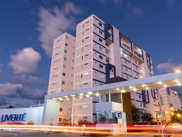 Departamento amueblado en venta Resd. Liverté Cancún