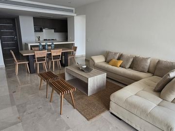 Departamento en  Puerto Cancun de 3 Recamaras