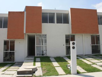 CASA  EN VENTA EN SANTA ISABEL, SAN ISIDRO CASTILLOTLA