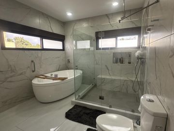 Casa en  venta en res. Via Cumbres Cancún, Coldwell Banker