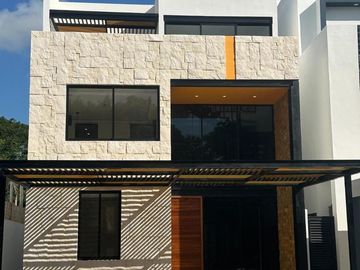 Casa en Venta en Residencial Aqua en Cancún