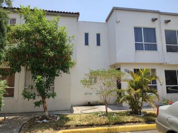 Venta de Casa en Privada Valle del Pedregal, Morelos