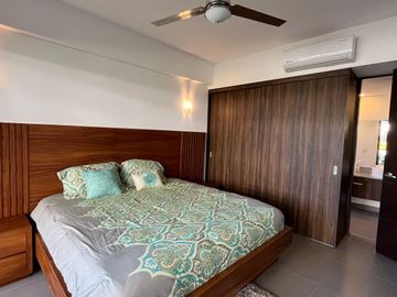 Departamento en Venta en Puertarena Nuevo Vallarta cerca de Playa y Zona Hotelera.