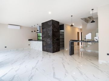 Casa en Venta en Residencial Vía Cumbres Cancún