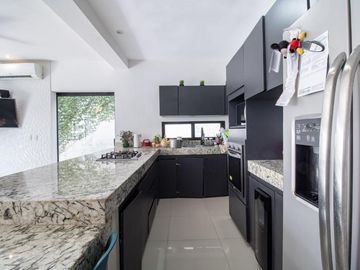 Casa en Venta Residencial Aqua en Cancún, 4 recámaras