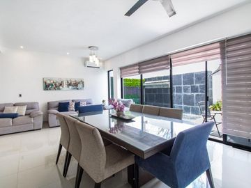 Casa en Venta Residencial Aqua en Cancún, 4 recámaras