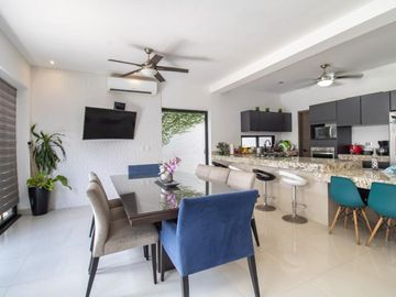 Casa en Venta Residencial Aqua en Cancún, 4 recámaras