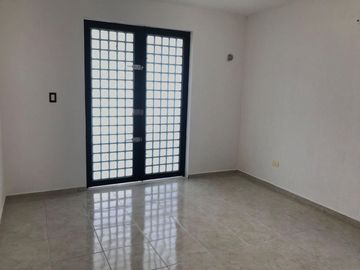 CASA EN RENTA EN LAS AMERICAS