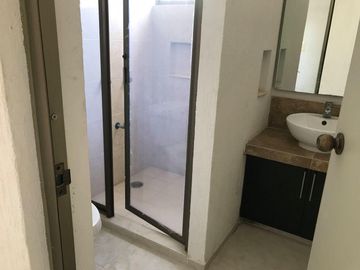 CASA EN RENTA EN LAS AMERICAS