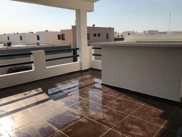 CASA EN RENTA EN LAS AMERICAS