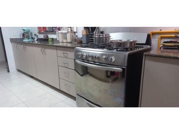 BRISAS DEL GOLF / VILLA ALTA / 4 HABITAC. / 422m2 / AMPLIO JARDN / YG