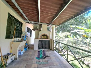 VENDO CASA BORDEADO POR UN RIO- BOQUERON