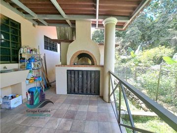VENDO CASA BORDEADO POR UN RIO- BOQUERON