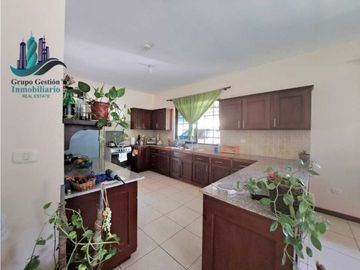 VENDO CASA BORDEADO POR UN RIO- BOQUERON