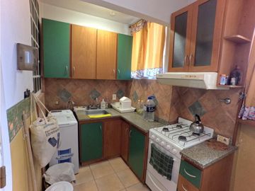 Se alquila por 24 meses depto 3 ambientes zona centro