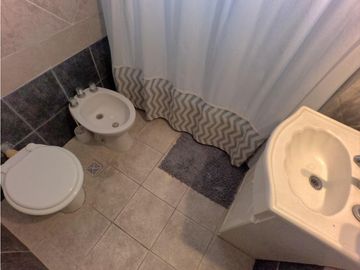 Se alquila por 24 meses depto 3 ambientes zona centro