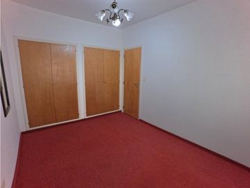 Se alquila por 24 meses depto 3 ambientes zona centro