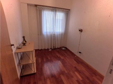 Se alquila por 24 meses depto 3 ambientes zona centro