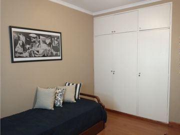 VENTA CHALET EN IMPORTANTE ESQUINA LAPRIDA Y 14 DE JULIO