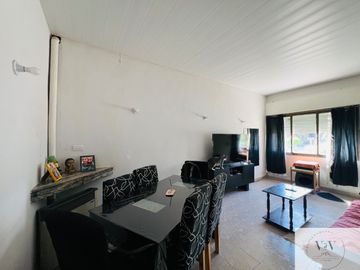 Casa en venta de 2 dormitorios c/ cochera en Barrio Noroeste
