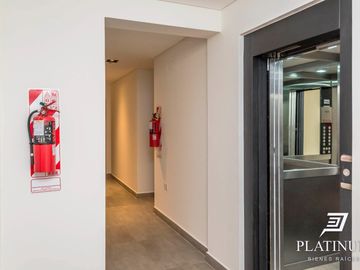 VENTA Departamento de 1 dormitorio c/ cochera en Centro