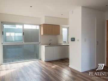 VENTA Departamento de 1 dormitorio c/ cochera en Centro