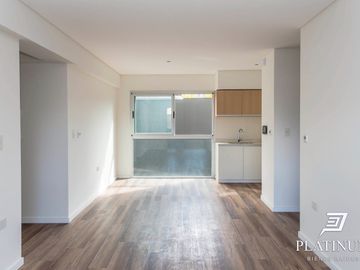 VENTA Departamento de 1 dormitorio c/ cochera en Centro