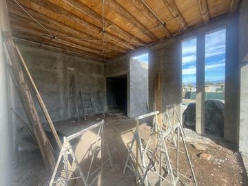 Casa en venta en barrio la quebrada . Agosto 2.025
