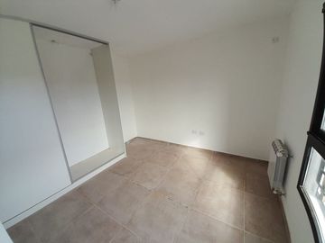 SE VENDE DUPLEX LOMAS DEL CHATEAU