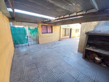 VENTA CASA EN TEMPERLEY LOTE PROPIO