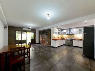 VENTA CASA 5 AMBIENTES EN ITUZAINGO OPORTUNIDAD