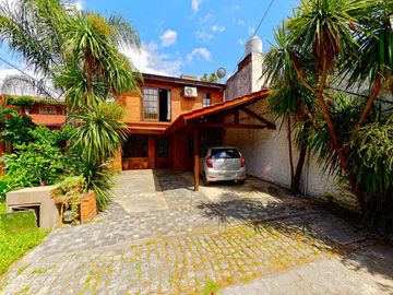 VENTA CASA 5 AMBIENTES EN ITUZAINGO OPORTUNIDAD