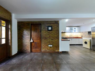 VENTA CASA 5 AMBIENTES EN ITUZAINGO OPORTUNIDAD