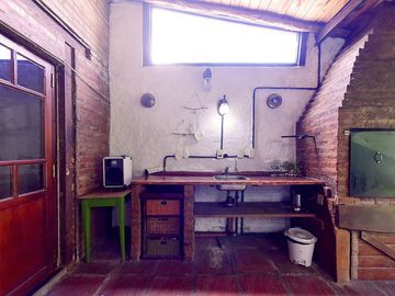 VENTA CASA 5 AMBIENTES EN ITUZAINGO OPORTUNIDAD