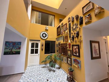 SE VENDE CASA EN PUNTA HERMOSA