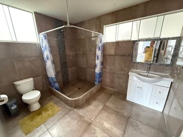 SE VENDE CASA EN PUNTA HERMOSA