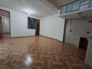 Departamento en  primer piso de 160 m2 !!!