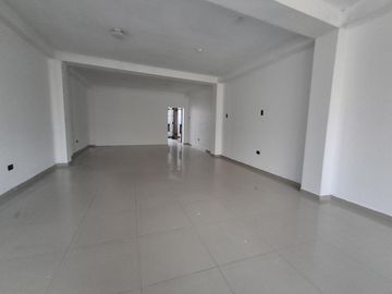 Departamento en  primer piso de 160 m2 !!!