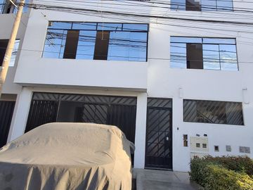Departamento en  primer piso de 160 m2 !!!