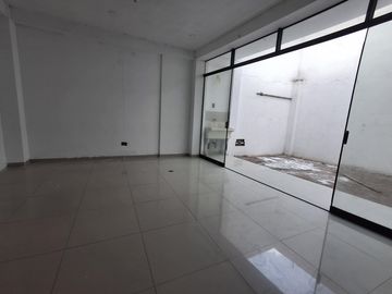 Departamento en  primer piso de 160 m2 !!!