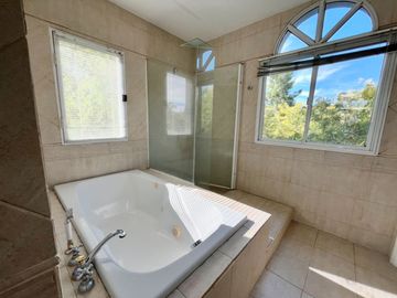 CASA lote 1040m2 Maschwitz Privado 4 dormitorios