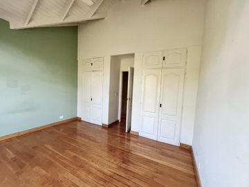 CASA lote 1040m2 Maschwitz Privado 4 dormitorios