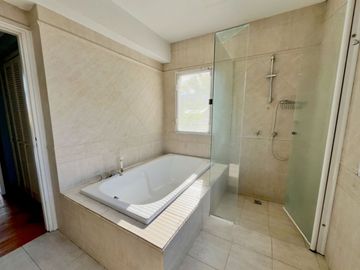 CASA lote 1040m2 Maschwitz Privado 4 dormitorios