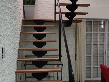 VENTA CASA FUNES ZONA CERCANA CENTRO PILETA 4 DORM