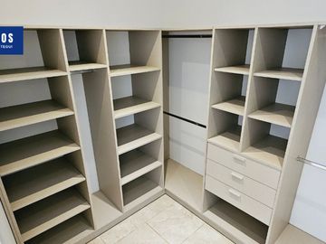 Casa 4 ambientes Venta Los Troncos