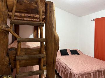 VENDO CASAS EN VILLA STA CRUZ DEL LAGO CON PILETA
