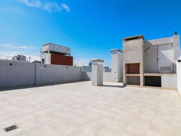 Venta Depto 2 amb. con Patio San Telmo Apto Prof.
