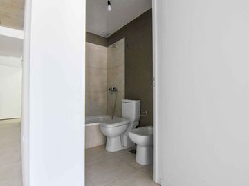 Venta Depto 2 amb. con Patio San Telmo Apto Prof.