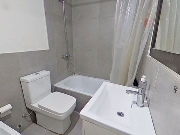 VENTA DUPLEX 2 AMB C/Balcón con parrilla -Paternal